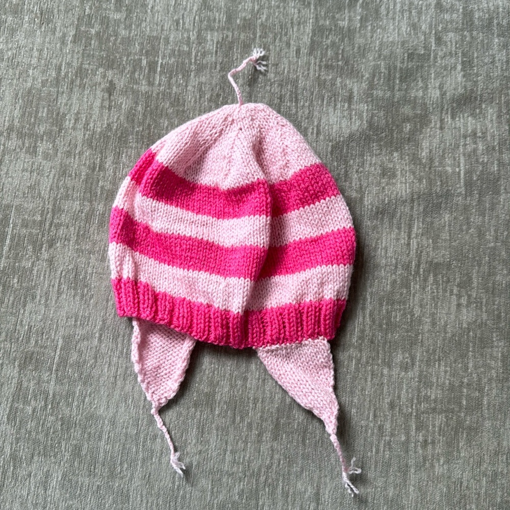 Despicable Me handmade hat - great for a Halloween costume!